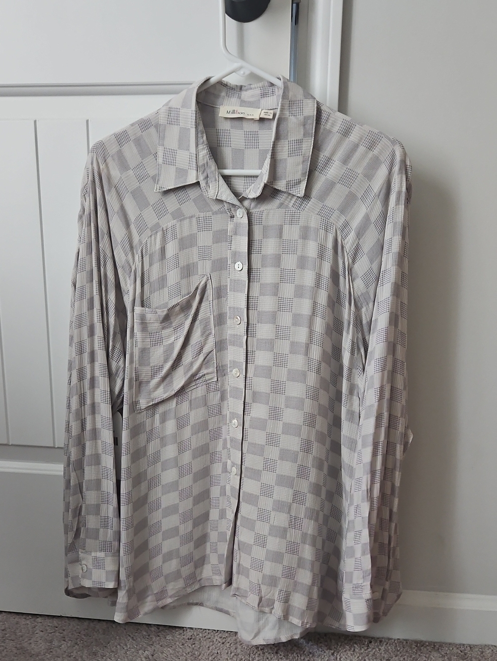 Women's Light Gray Checked Button-Down Shirt